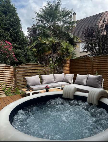 Terrasse jacuzzi Massage Naturiste Duo HF