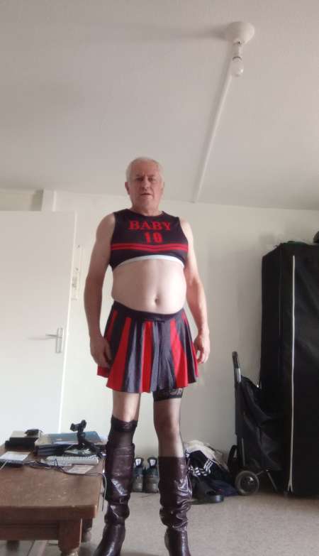 Cherche dominatrice