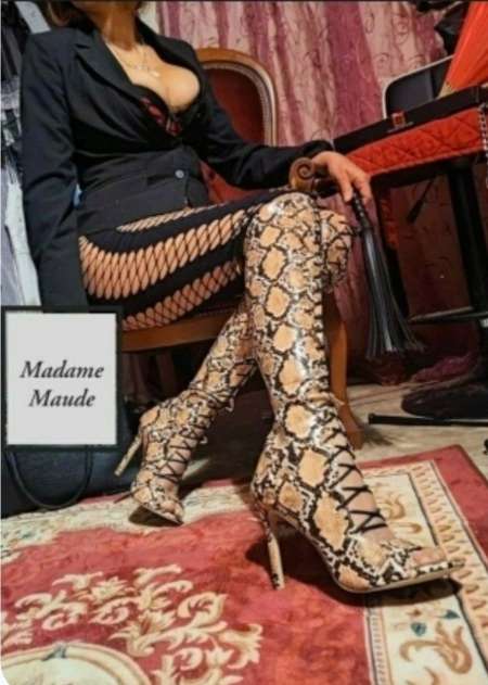 Domination anale , séances de redressement
