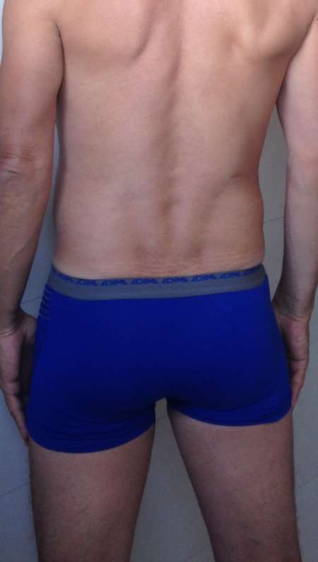 Bel homme soumis pour dominatrice